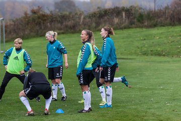 Bild 3 - Frauen SV Henstedt Ulzburg II - TSV Russee : Ergebnis: 5:0